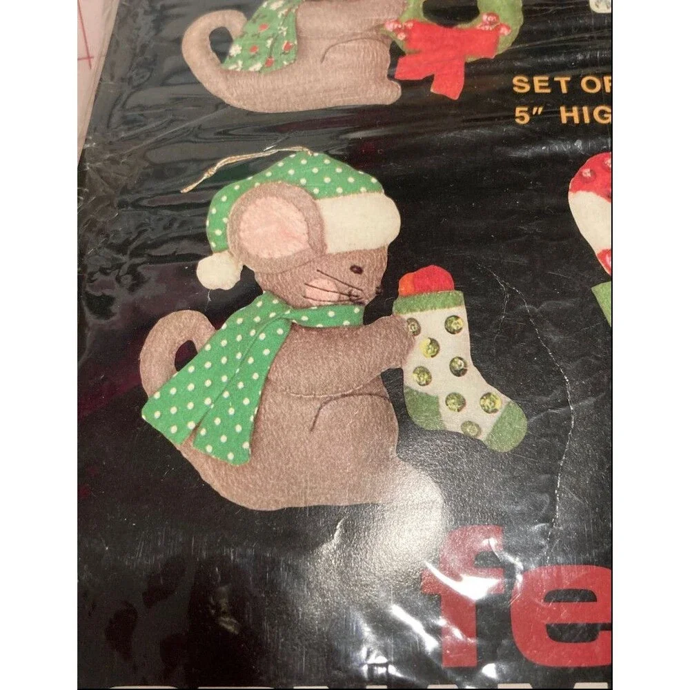 Vintage Titan felt kit 311
